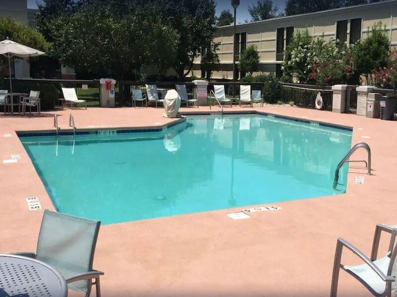 Holiday Inn Lumberton By Ihg Bagian luar foto