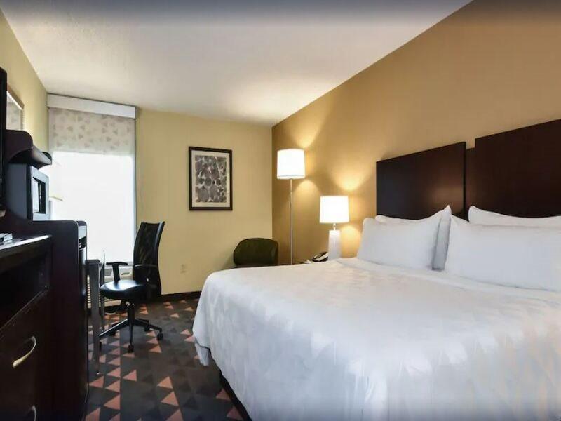 Holiday Inn Lumberton By Ihg Bagian luar foto