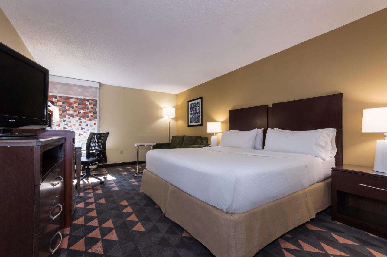 Holiday Inn Lumberton By Ihg Bagian luar foto