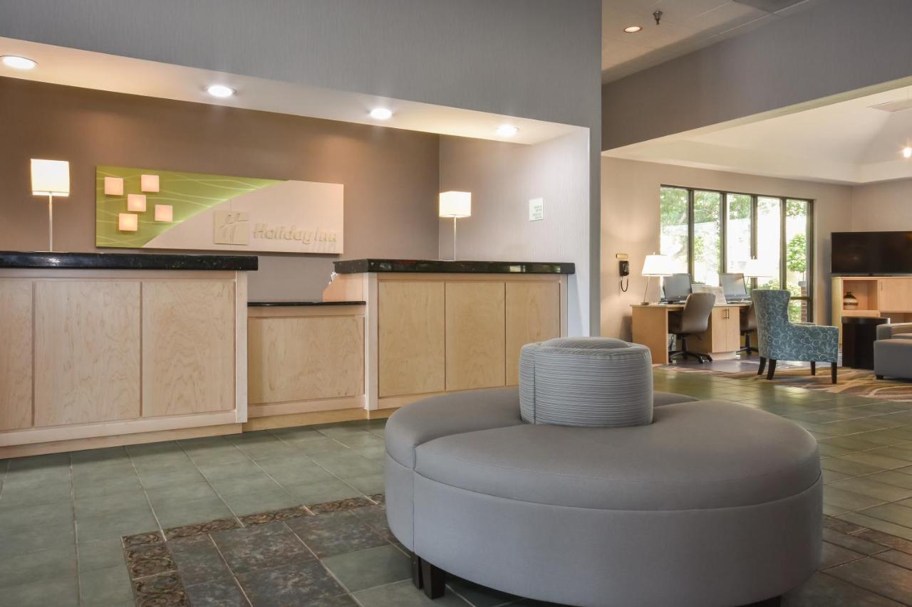 Holiday Inn Lumberton By Ihg Bagian luar foto