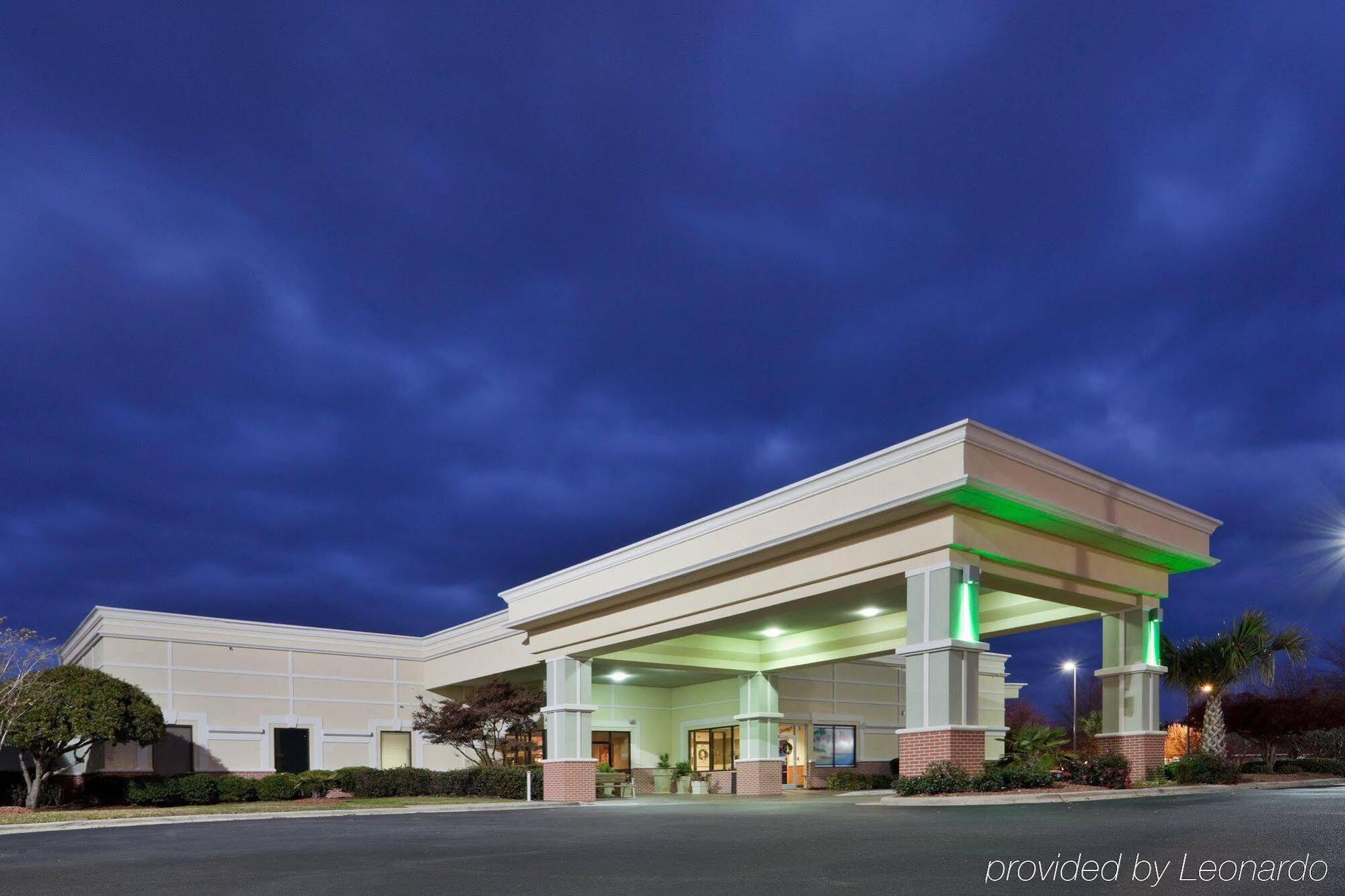 Holiday Inn Lumberton By Ihg Bagian luar foto