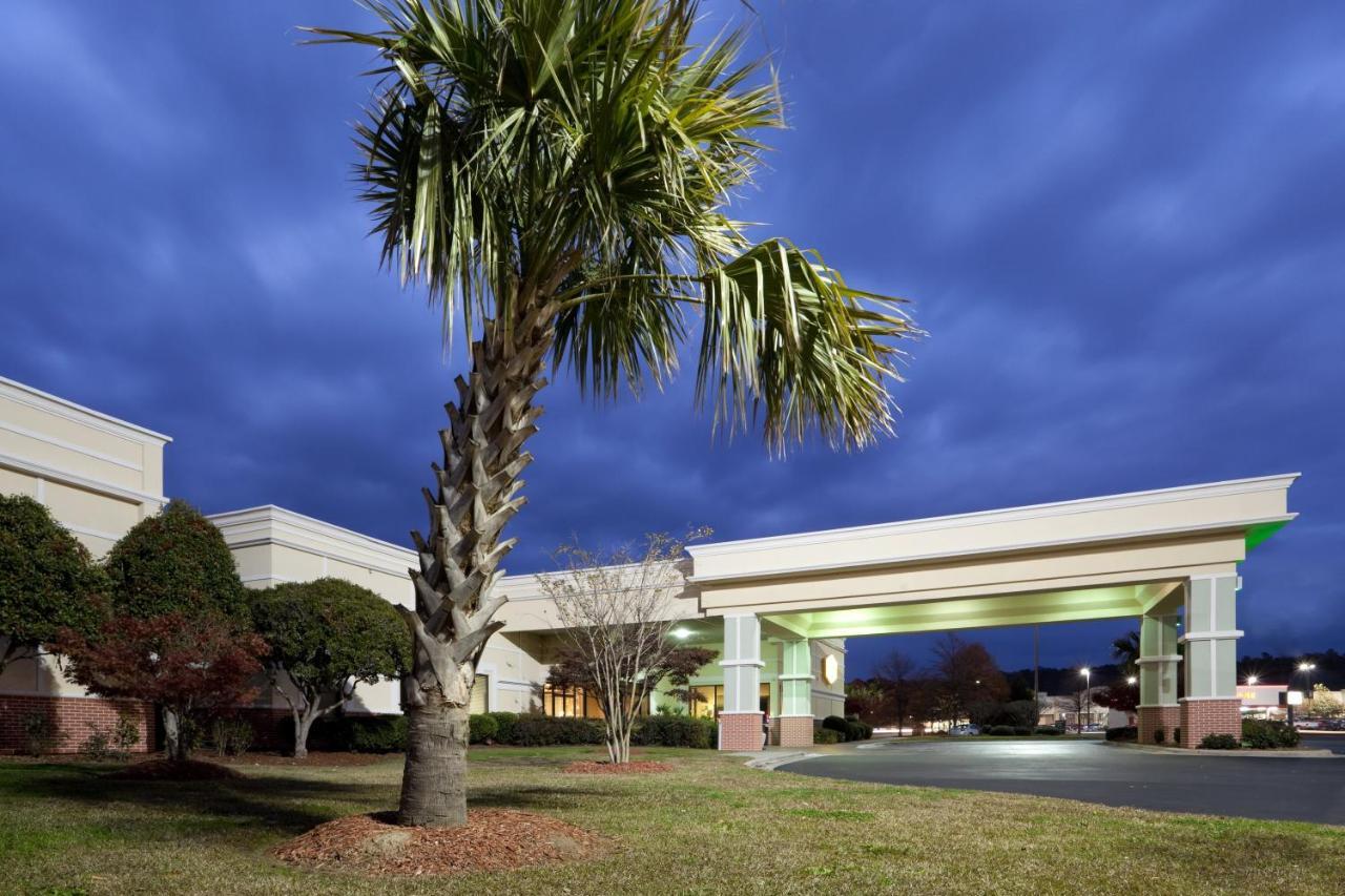 Holiday Inn Lumberton By Ihg Bagian luar foto